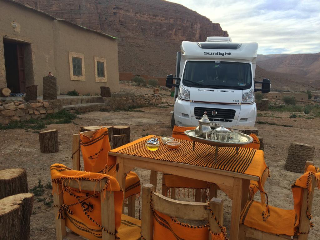 Gite D'Etape Traditionnel Berbere Ifri Bagian luar foto