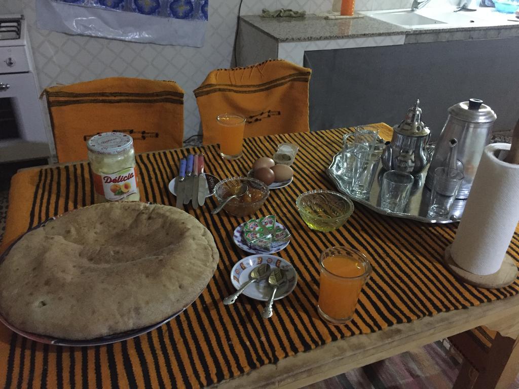 Gite D'Etape Traditionnel Berbere Ifri Bagian luar foto