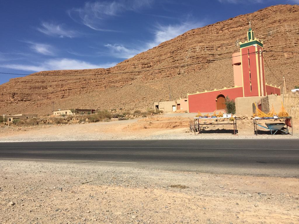 Gite D'Etape Traditionnel Berbere Ifri Bagian luar foto
