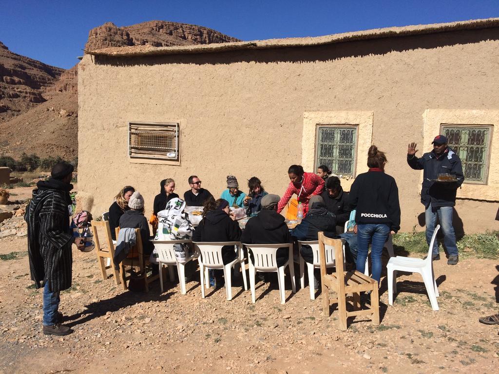 Gite D'Etape Traditionnel Berbere Ifri Bagian luar foto